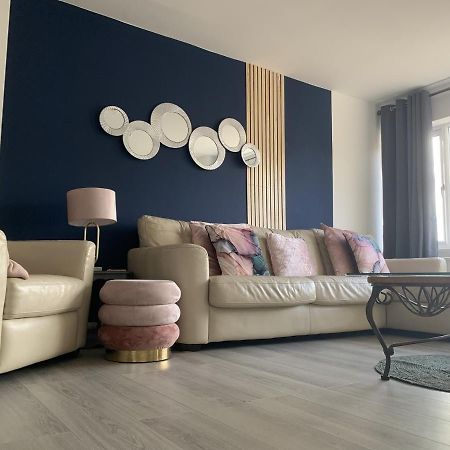 Crowthorne House, Beautiful 3 Bedroom Home For Upto 8 Guests, With Sofa Bed Cul-De-Sac With Private Driveway Нотингам Екстериор снимка