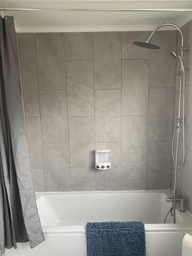 Crowthorne House, Beautiful 3 Bedroom Home For Upto 8 Guests, With Sofa Bed Cul-De-Sac With Private Driveway Нотингам Екстериор снимка